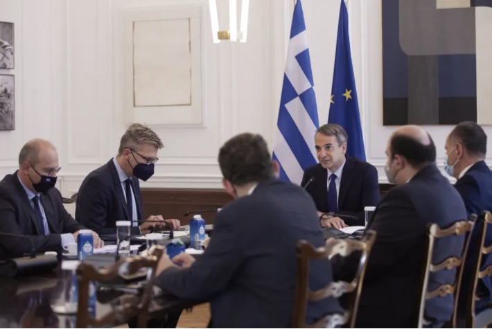 Μητσοτάκης: Σημαντική έξαρση κρουσμάτων στους ανεμβολίαστους 