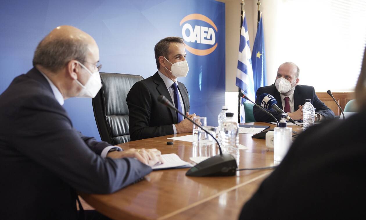 Μητσοτάκης: 86.000 νέες θέσεις εργασίας μέσω 11 προγραμμάτων ΟΑΕΔ το 2022