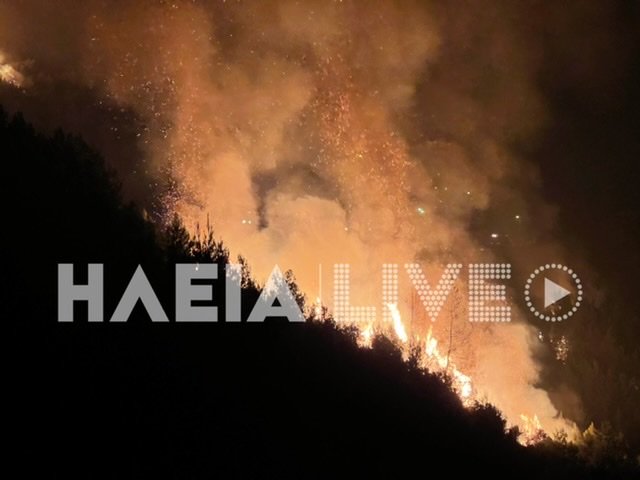 Μαίνεται ανεξέλεγκτη η φωτιά στο Λιβαδάκι Ηλείας: