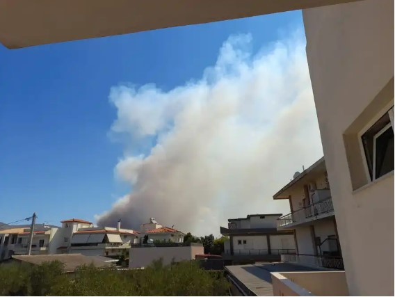 Φωτιά στη Νέα Πέραμο