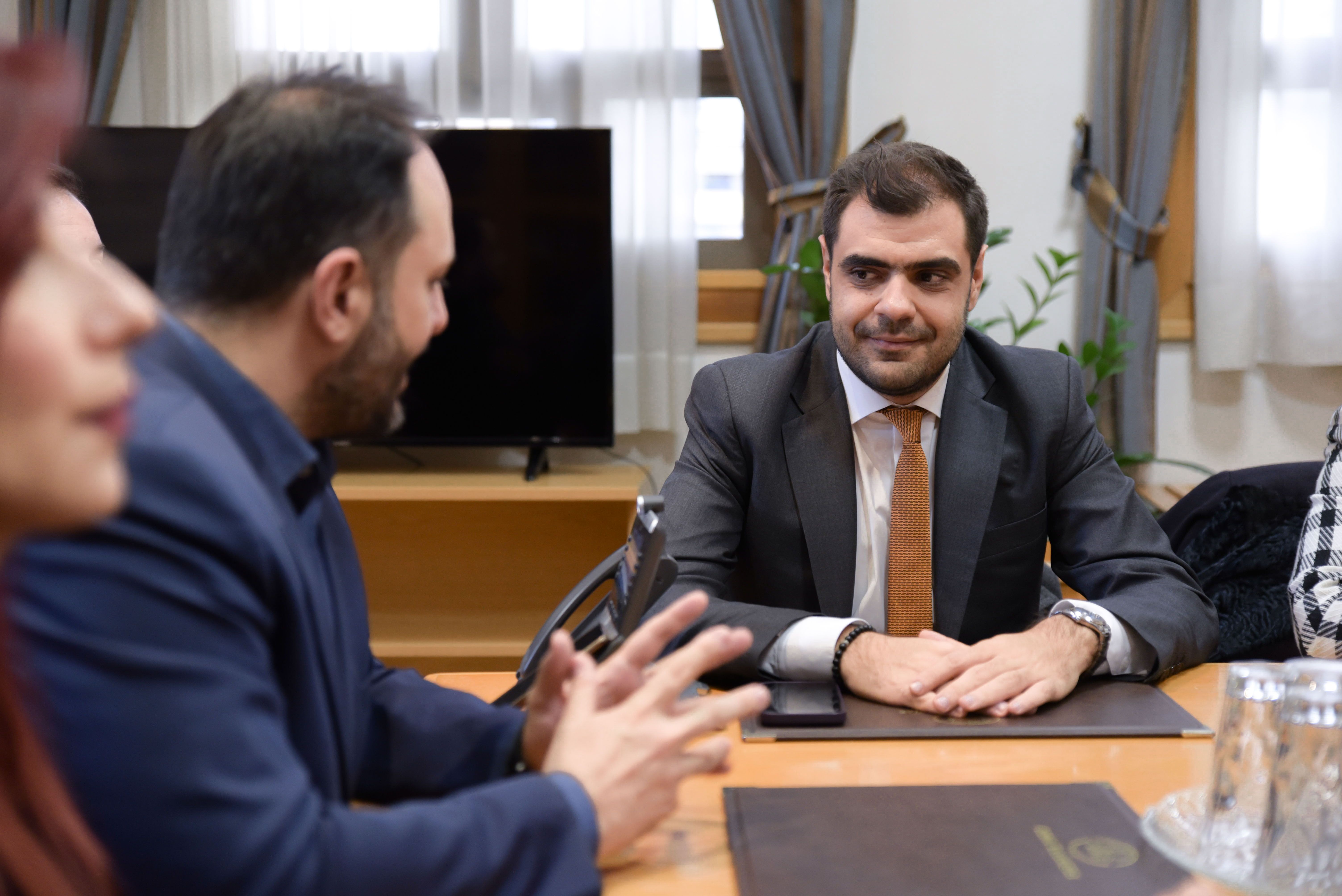 H επίσκεψη του Παύλου Μαρινάκη στην Καλαμαριά