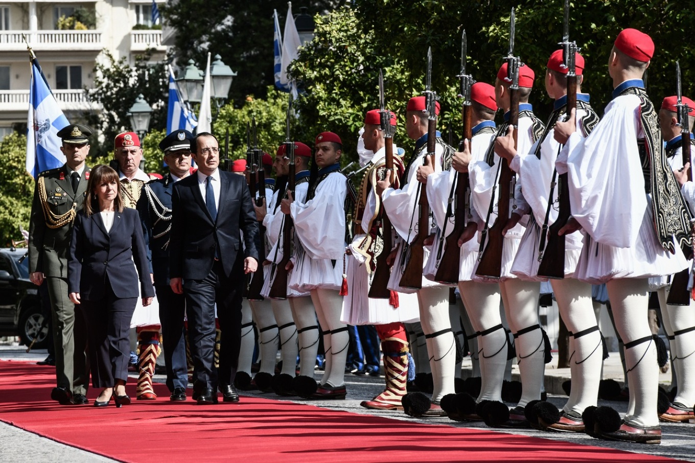 Η συνάντηση Χριστοδουλίδη με την Σακελλαροπούλου 