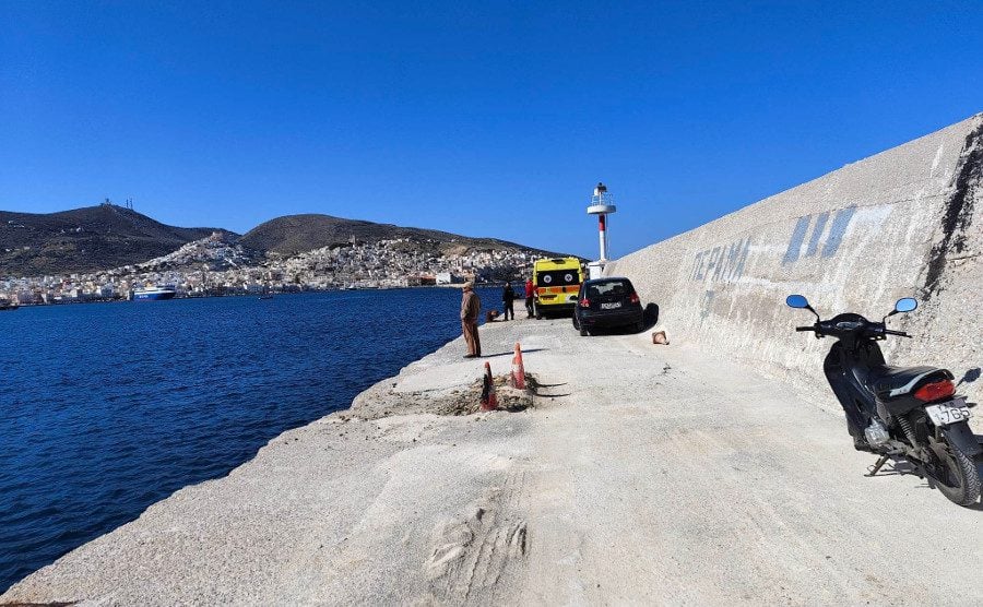 Εντοπίστηκε σορός παιδιού στο λιμάνι της Ερμούπολης