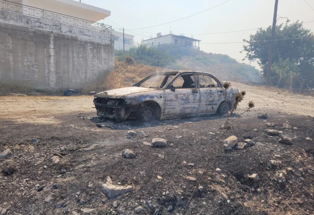 Ρόδος: Μεγάλη αναζωπύρωση στο Ασκληπιείο