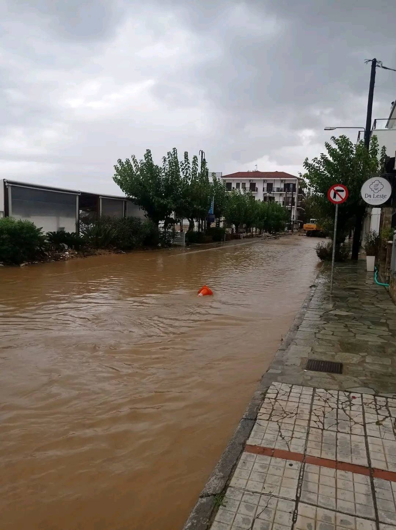 «Πνίγηκε» ξανά το Πήλιο από τις σφοδρές βροχοπτώσεις