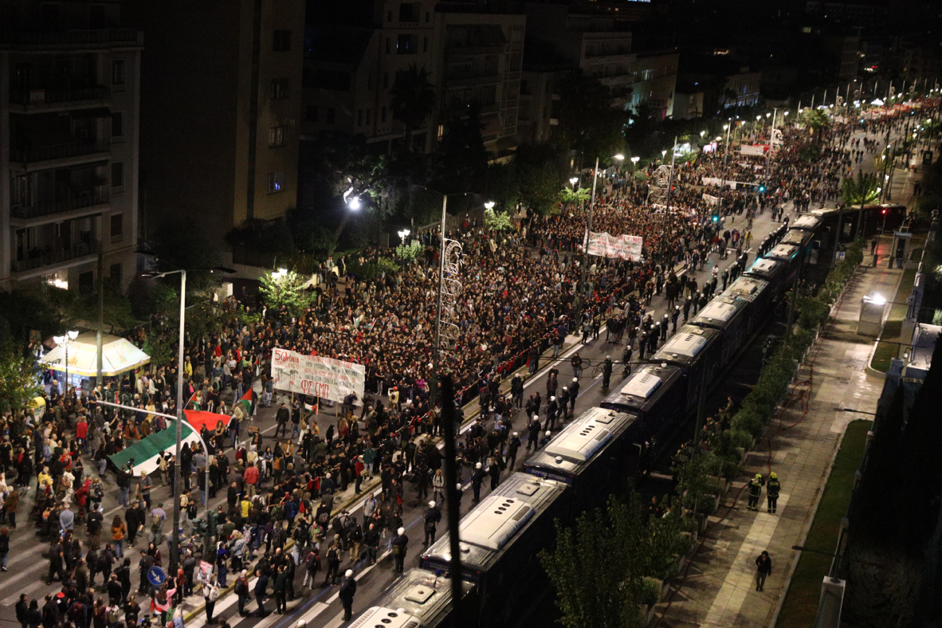 Πολυτεχνείο: Στην πρεσβεία των ΗΠΑ η πορεία