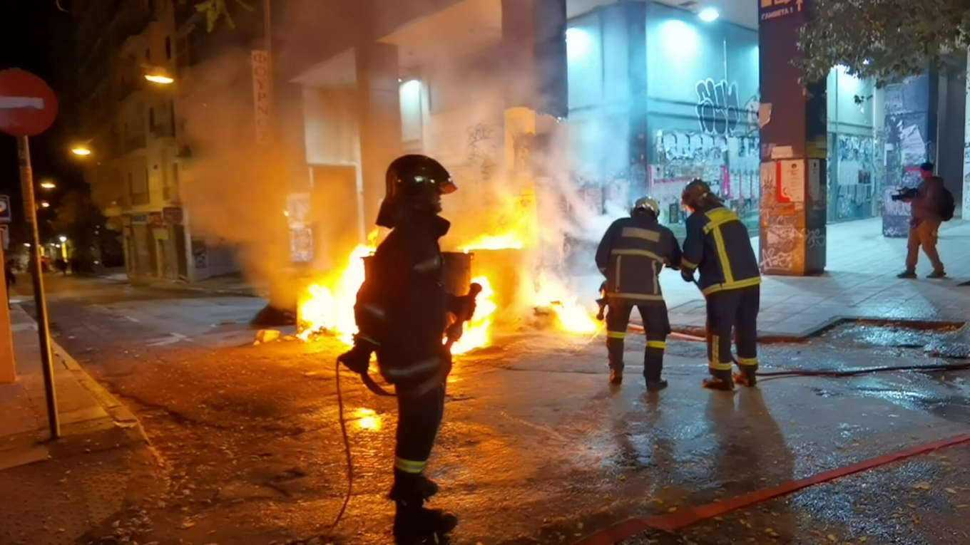 Επεισόδια μετά τις πορείες σε Αθήνα και Θεσσαλονίκη