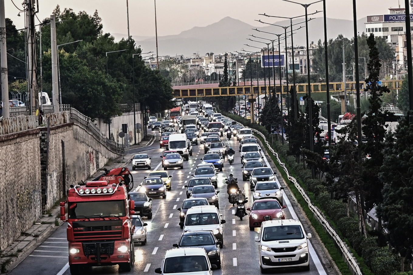 Μεγάλο μποτιλιάρισμα σε Κηφισό και Αττική Οδό