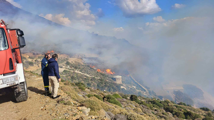 Φωτιά στην Άνδρο