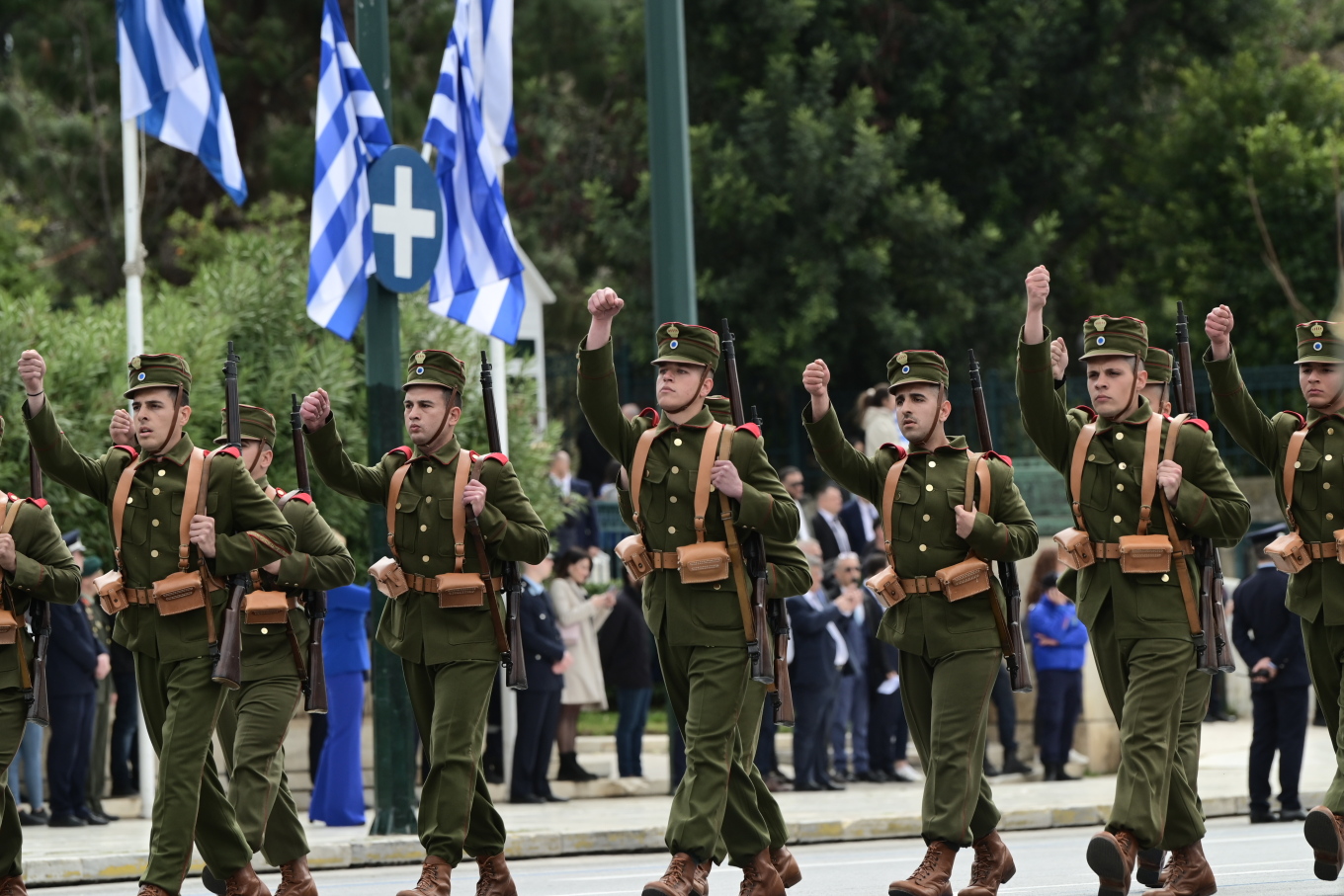 Mεγάλη στρατιωτική παρέλαση για την 25η Μαρτίου στην Αθήνα