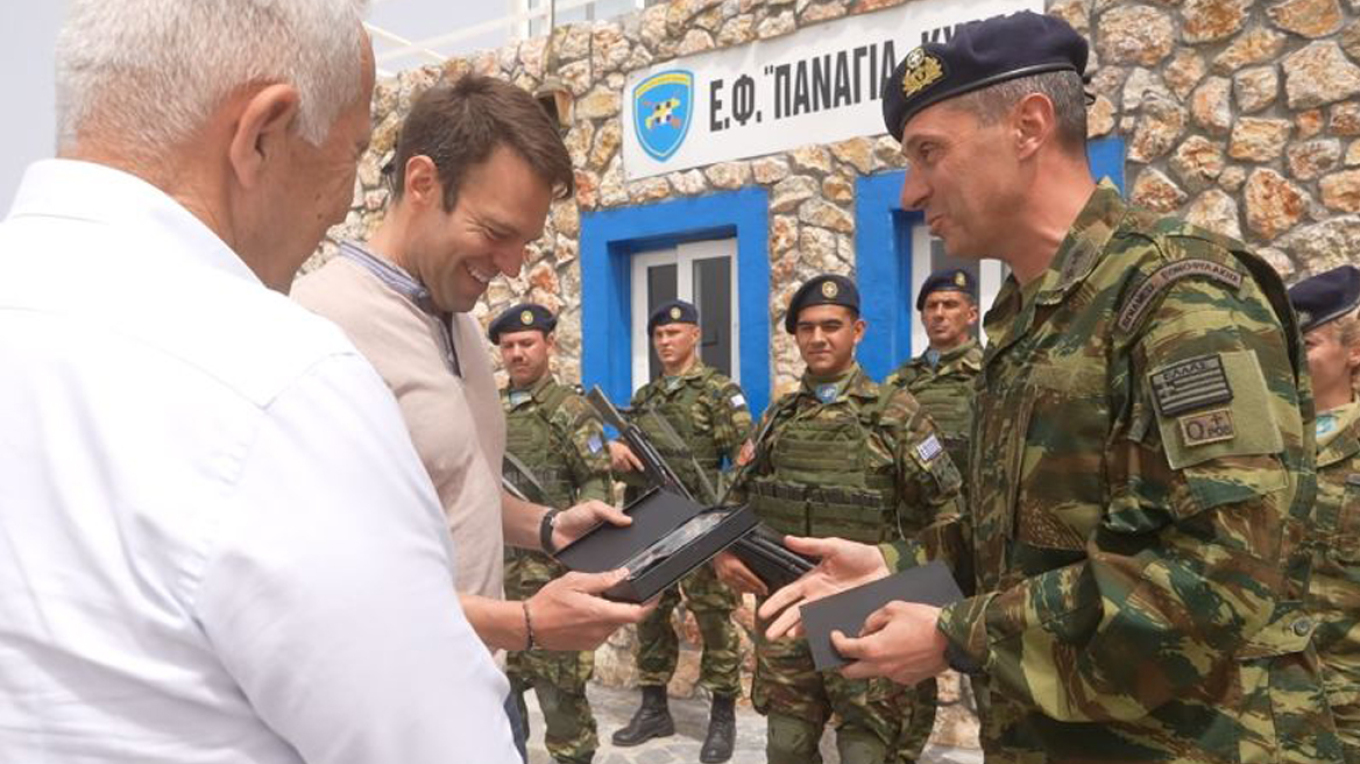 Κασσελάκης από Νίσυρο: Απαιτούνται ισχυρά κίνητρα για την αποκέντρωση