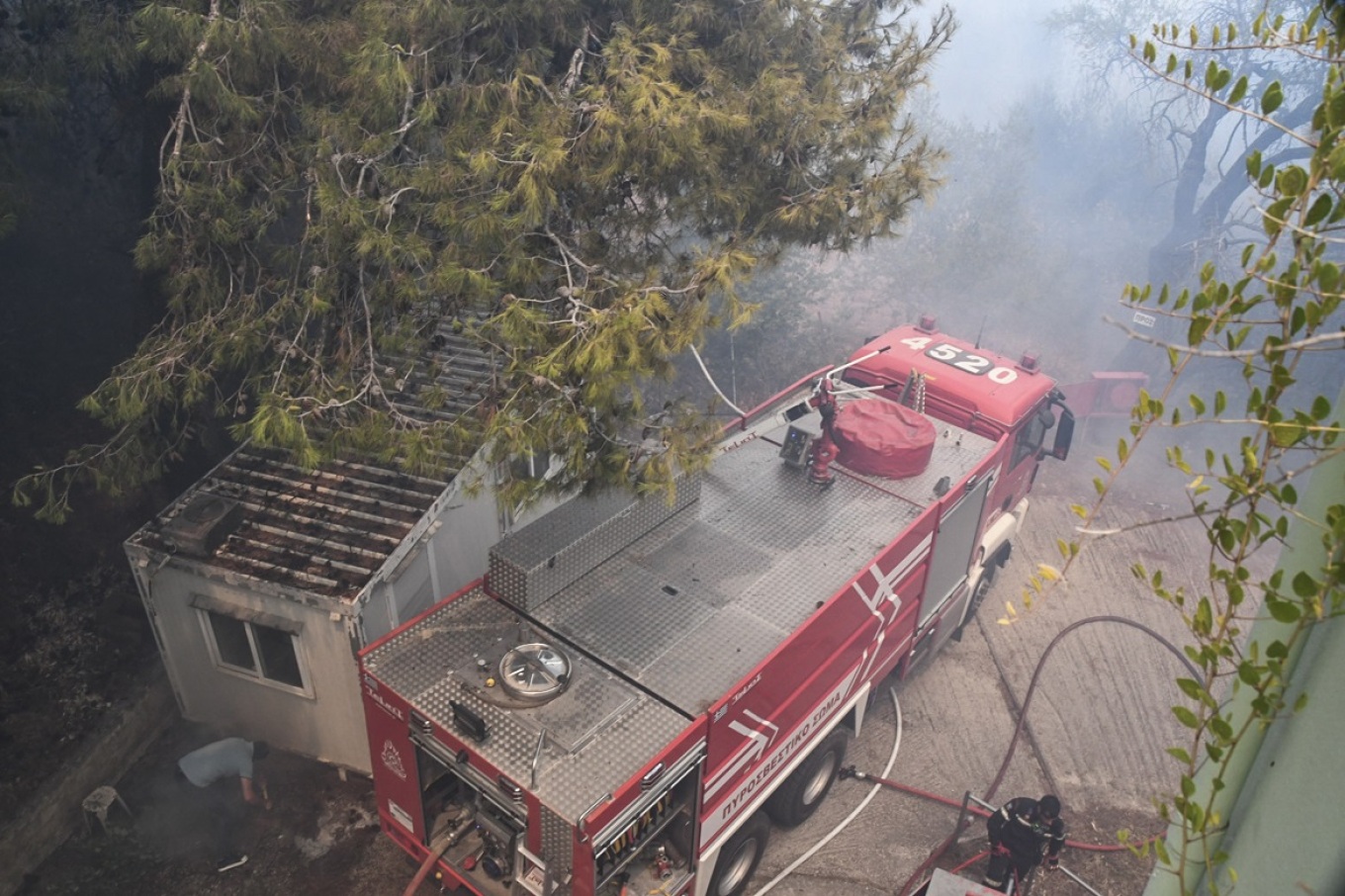 Μεγάλη φωτιά στην Πάτρα