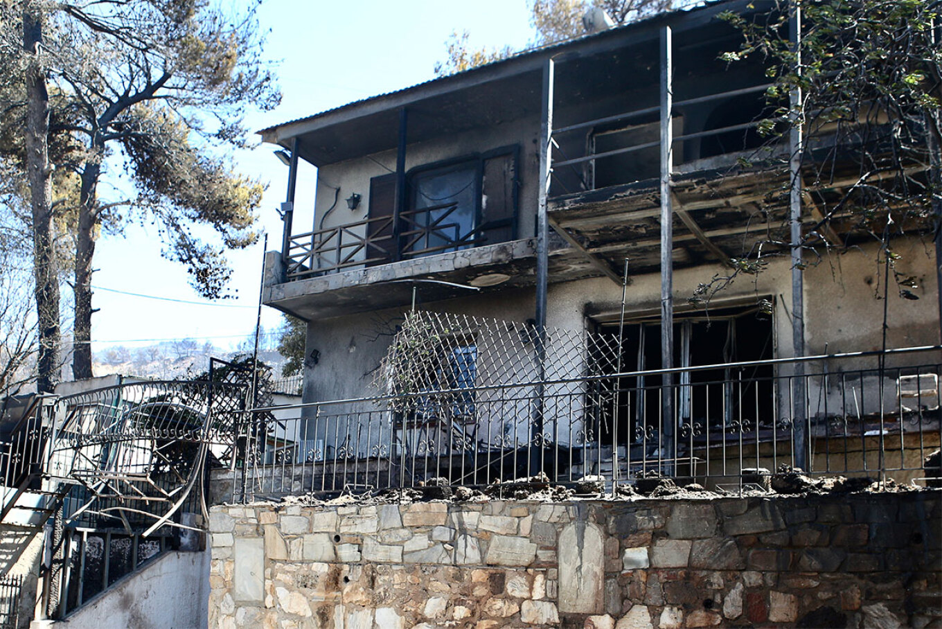 Πύρινος όλεθρος: Τι έδειξε η επόμενη μέρα σε κάθε περιοχή