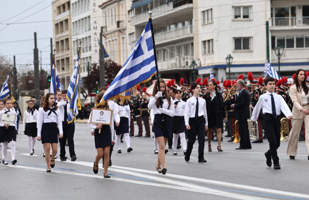 Η μεγάλη μαθητική παρέλαση για την 25η Μαρτίου στην Αθήνα 