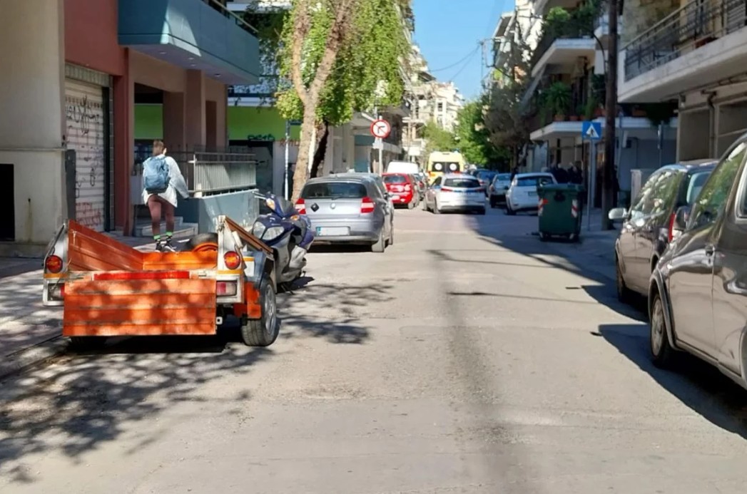 Λάρισα: «Βουτιά» θανάτου για άνδρα από τον 4ο όροφο πολυκατοικίας